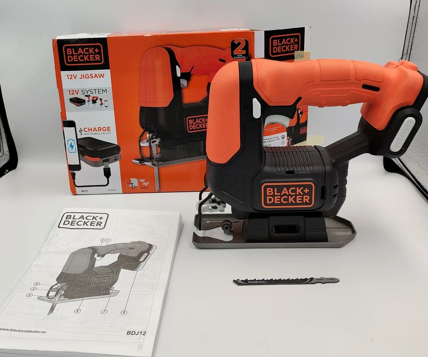 BLACK & DECKER BDCJS12N-XJ 12V Cordless jigsaw (without battery and  charger)