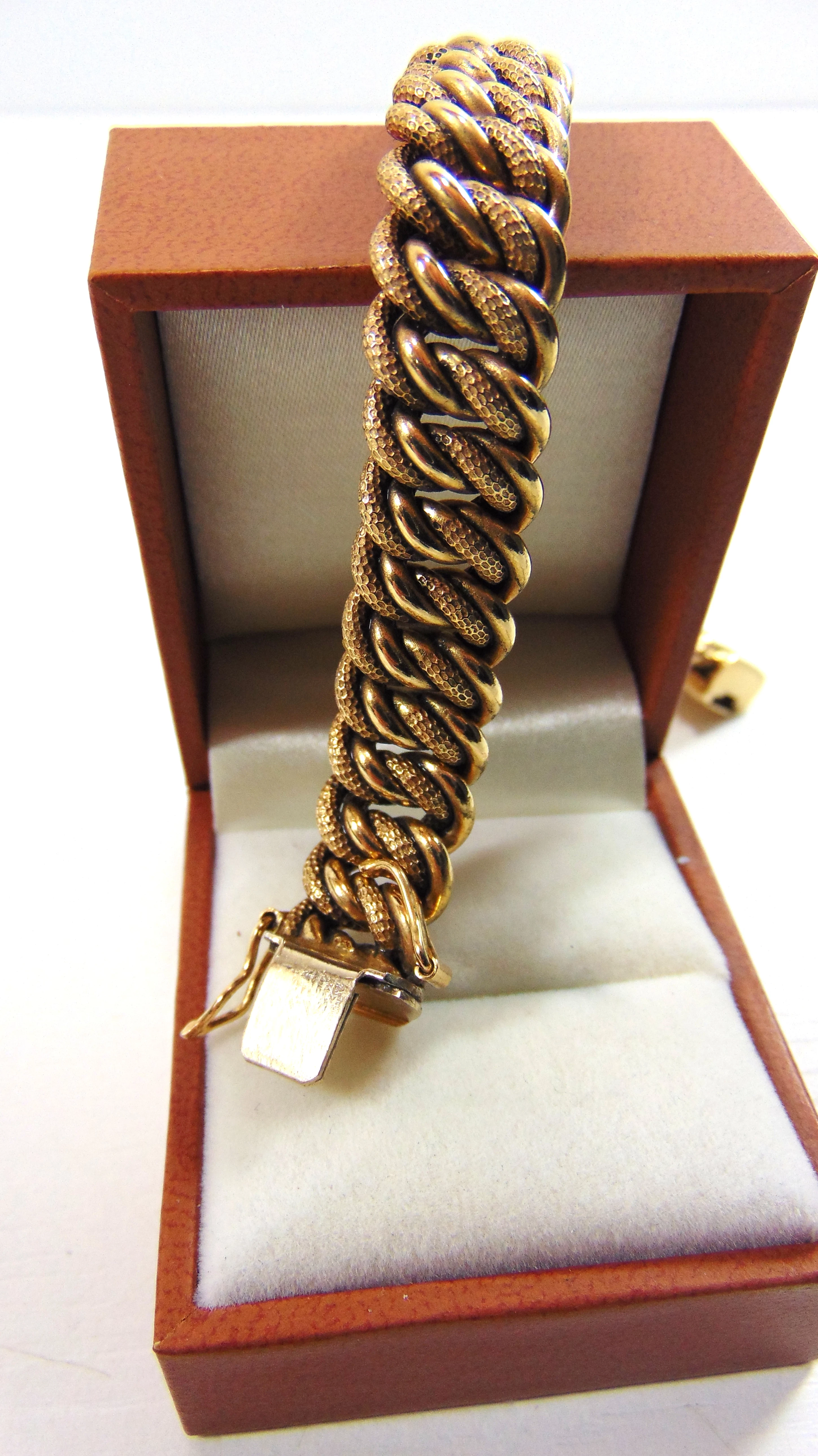 solidna-zlota-bransoletka-pr750-dl19-material-dominujacy-223721-131072