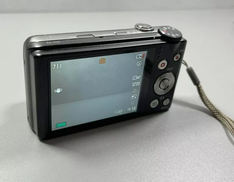 APARAT CASIO EXILIM EX-H30