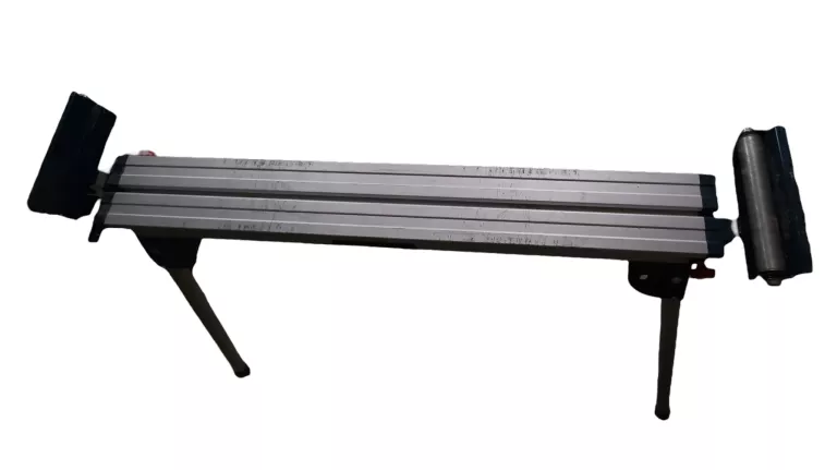 PILARKA UKOSOWA GCM 80 SJ PROFESSIONAL BOSCH STÓŁ