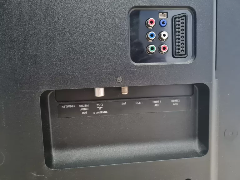 tv-philips-49pus6561-49-smart-4k-ambilight-opis-stan-uzywany