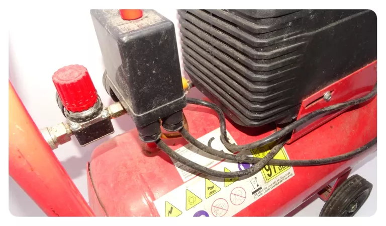 KOMPRESOR SPRĘŻARKA 24L KUPCZYK FL-24 245 L/MIN