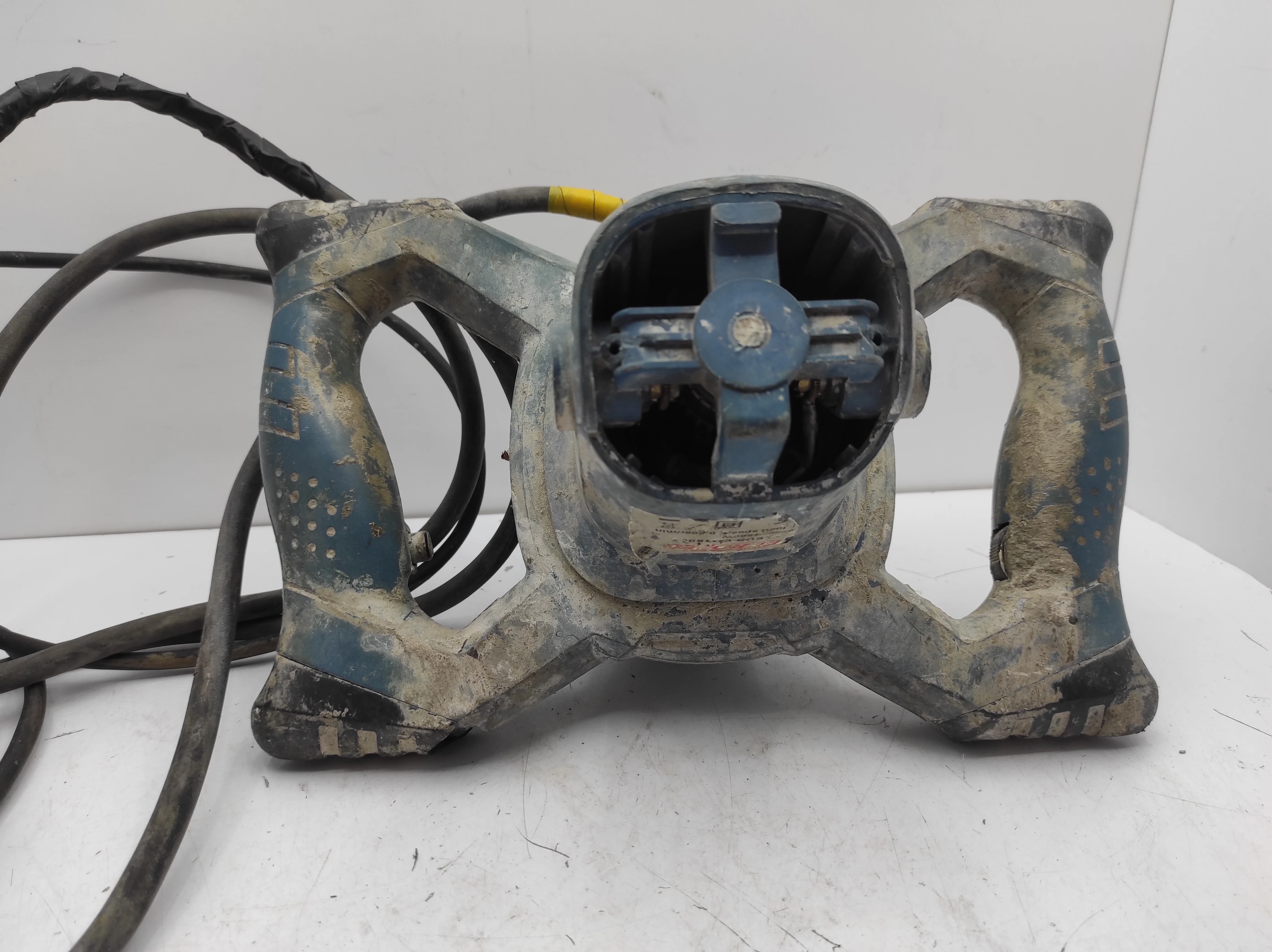 mieszadlo-eurotec-eur-em1800-zasilanie-sieciowe