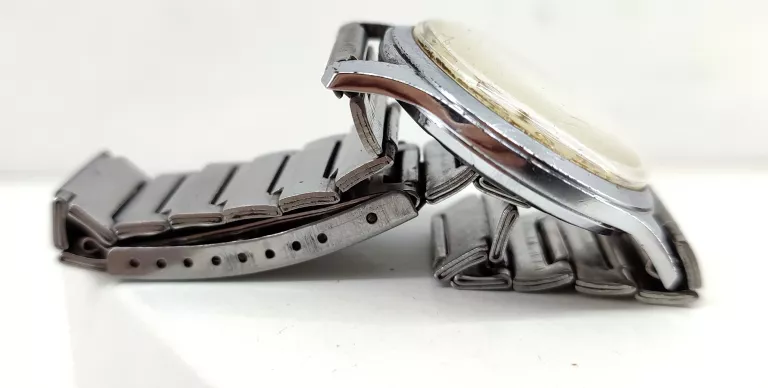 zegarek-delbana-534555-rodzaj-analogowe