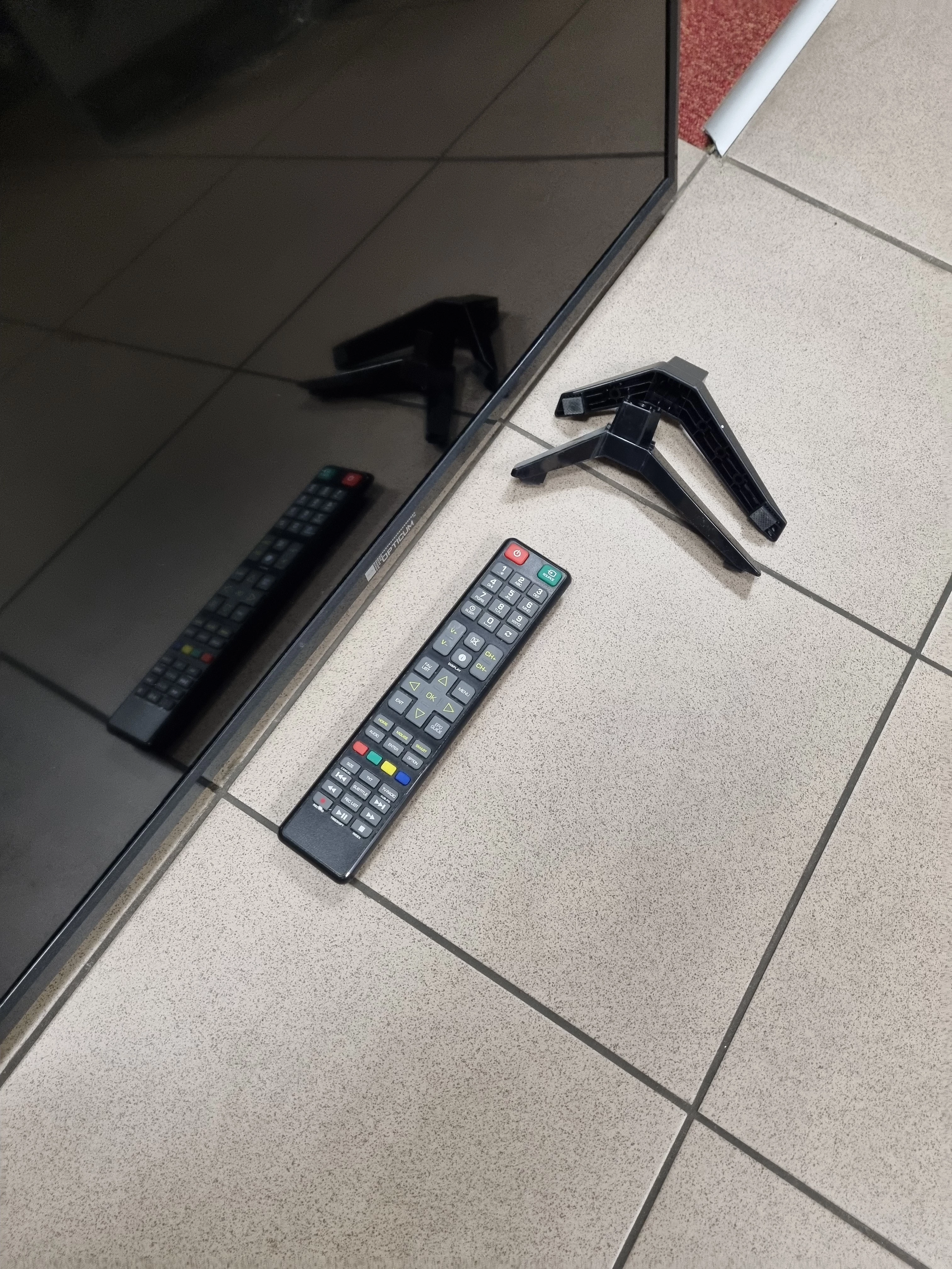 telewizor-opticum-mh2500-stan-uzywany