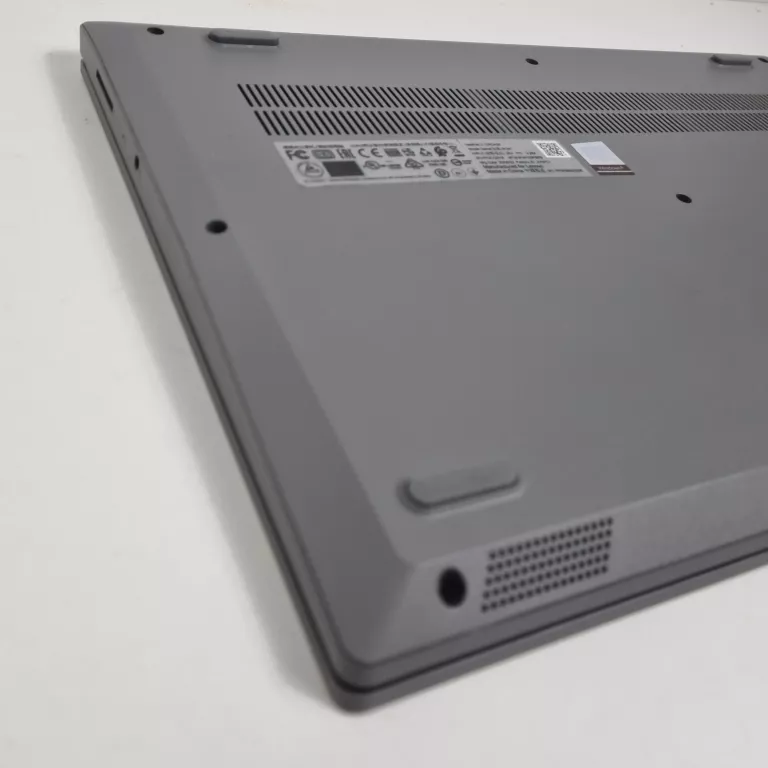 LAPTOP LENOVO  IDEAPAD 3 15ADA05