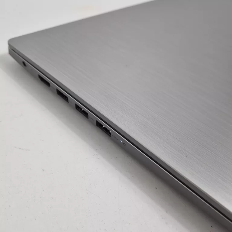 LAPTOP LENOVO  IDEAPAD 3 15ADA05