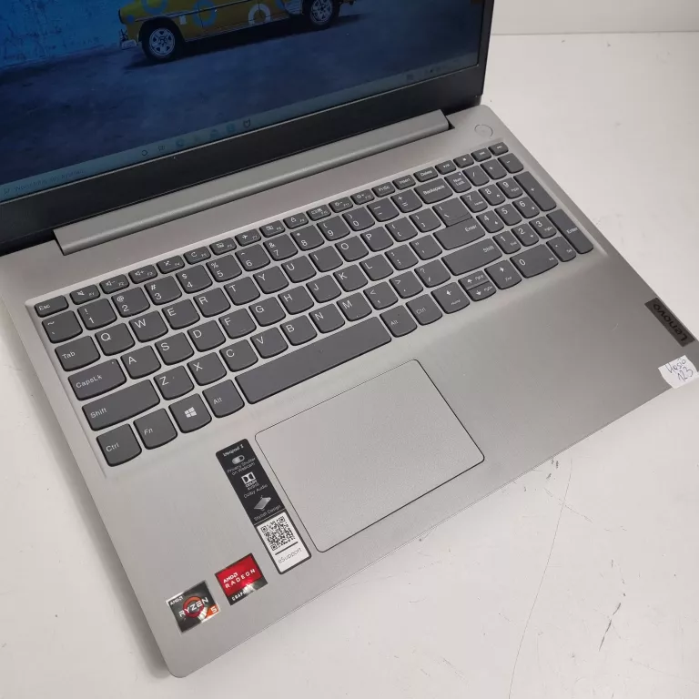 LAPTOP LENOVO  IDEAPAD 3 15ADA05