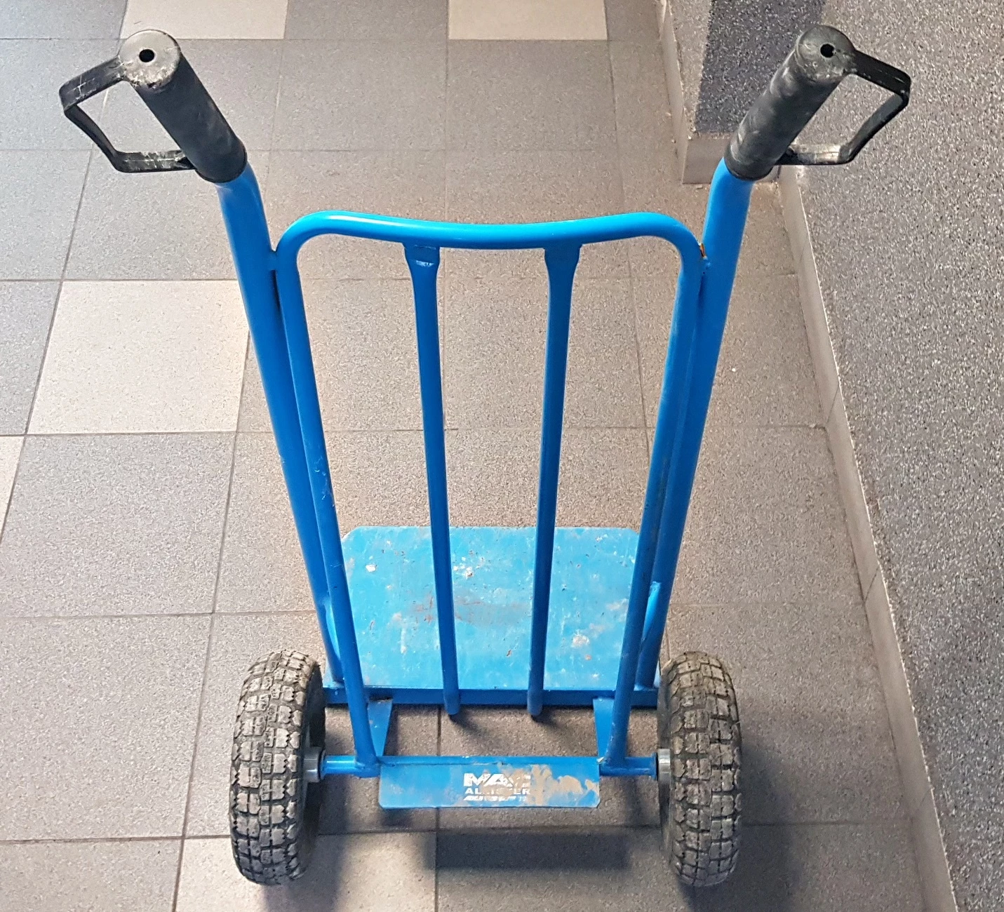 wozek-transportowy-macallister-300-kg-odb-osob-marka-macallister