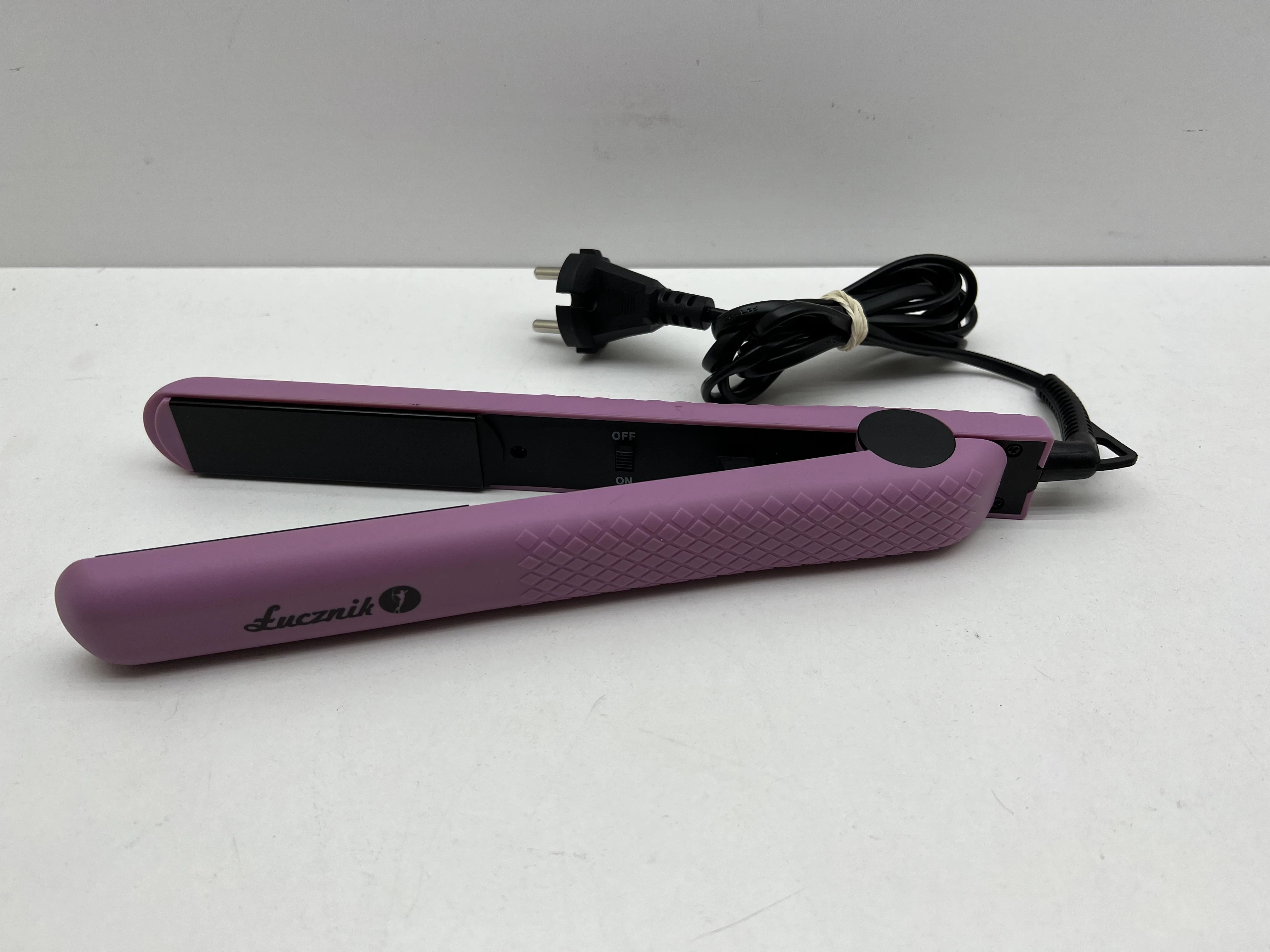 prostownica-lucznik-at2000l-rozowa-ceramiczna-plac-kosciuszki-20-wroclaw