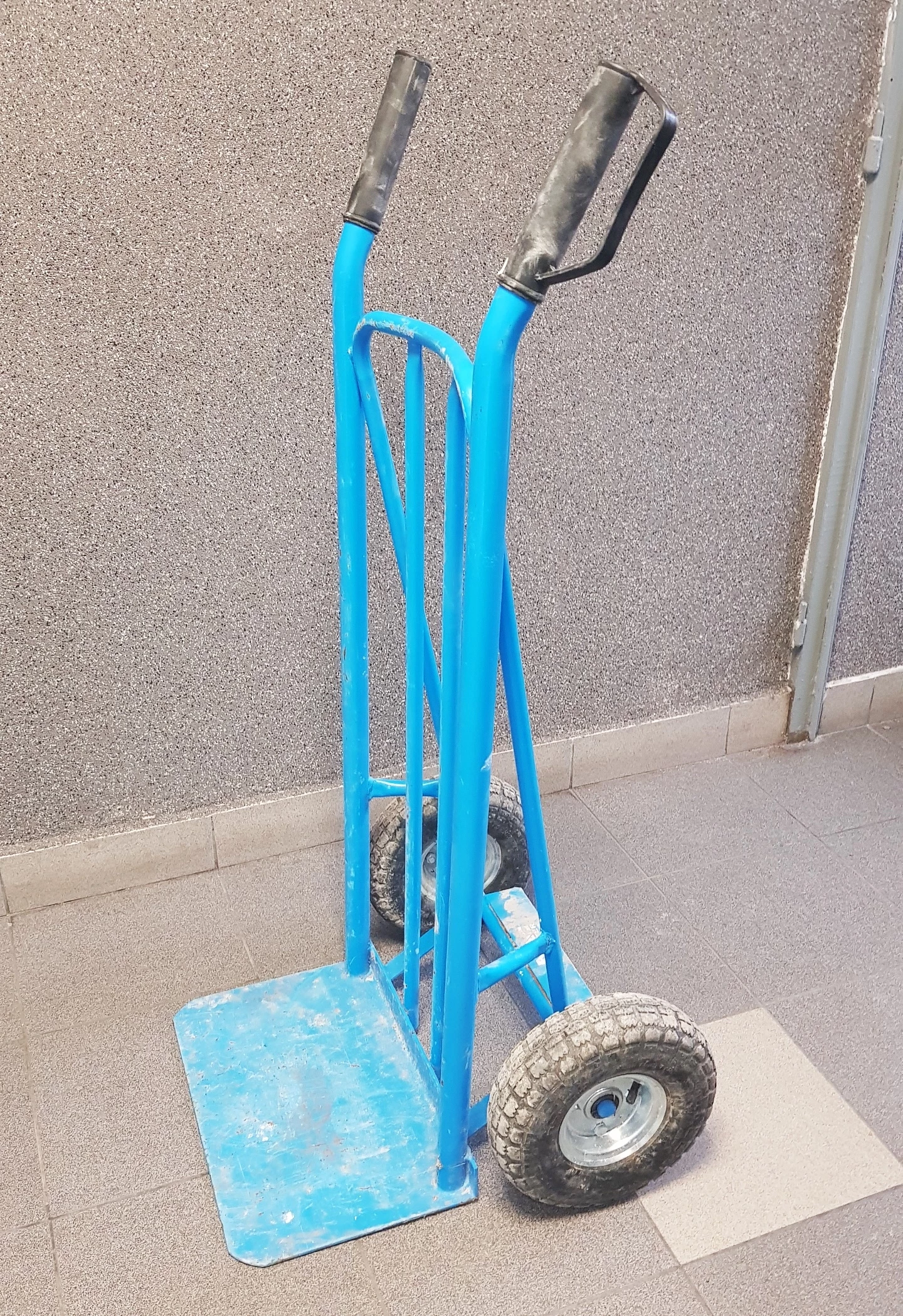 wozek-transportowy-macallister-300-kg-odb-osob-ean-gtin-3663602905479