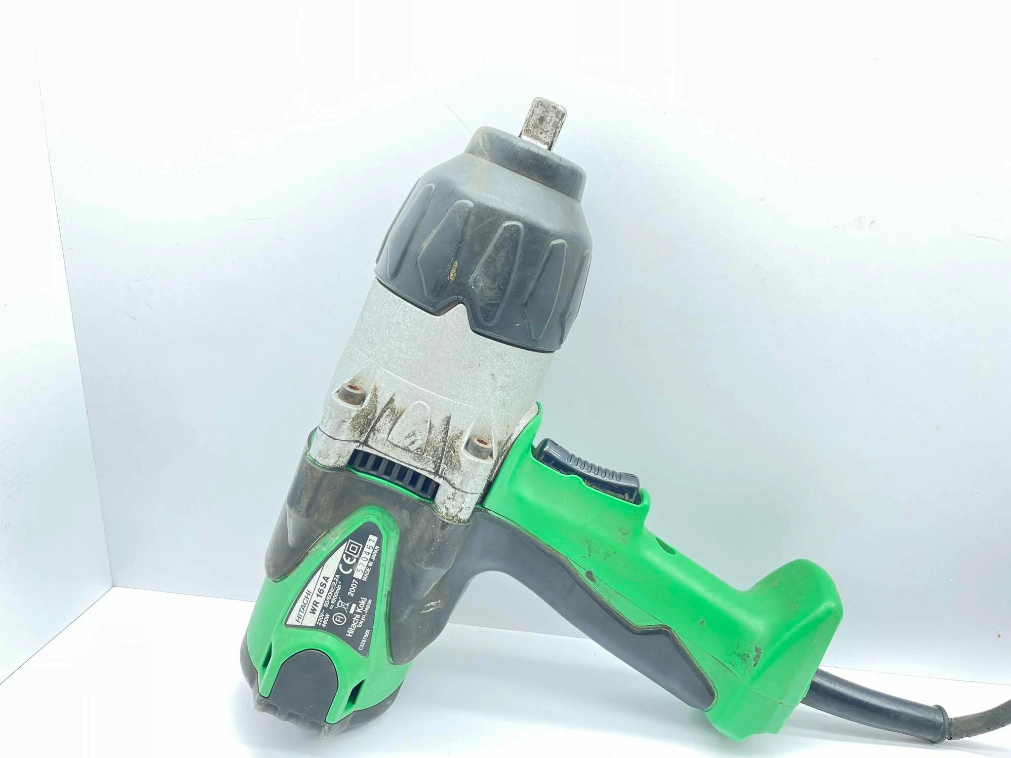 klucz-udarowy-hitachi-wr16sa-maksymalna-srednica-srub-inny-rozmiar