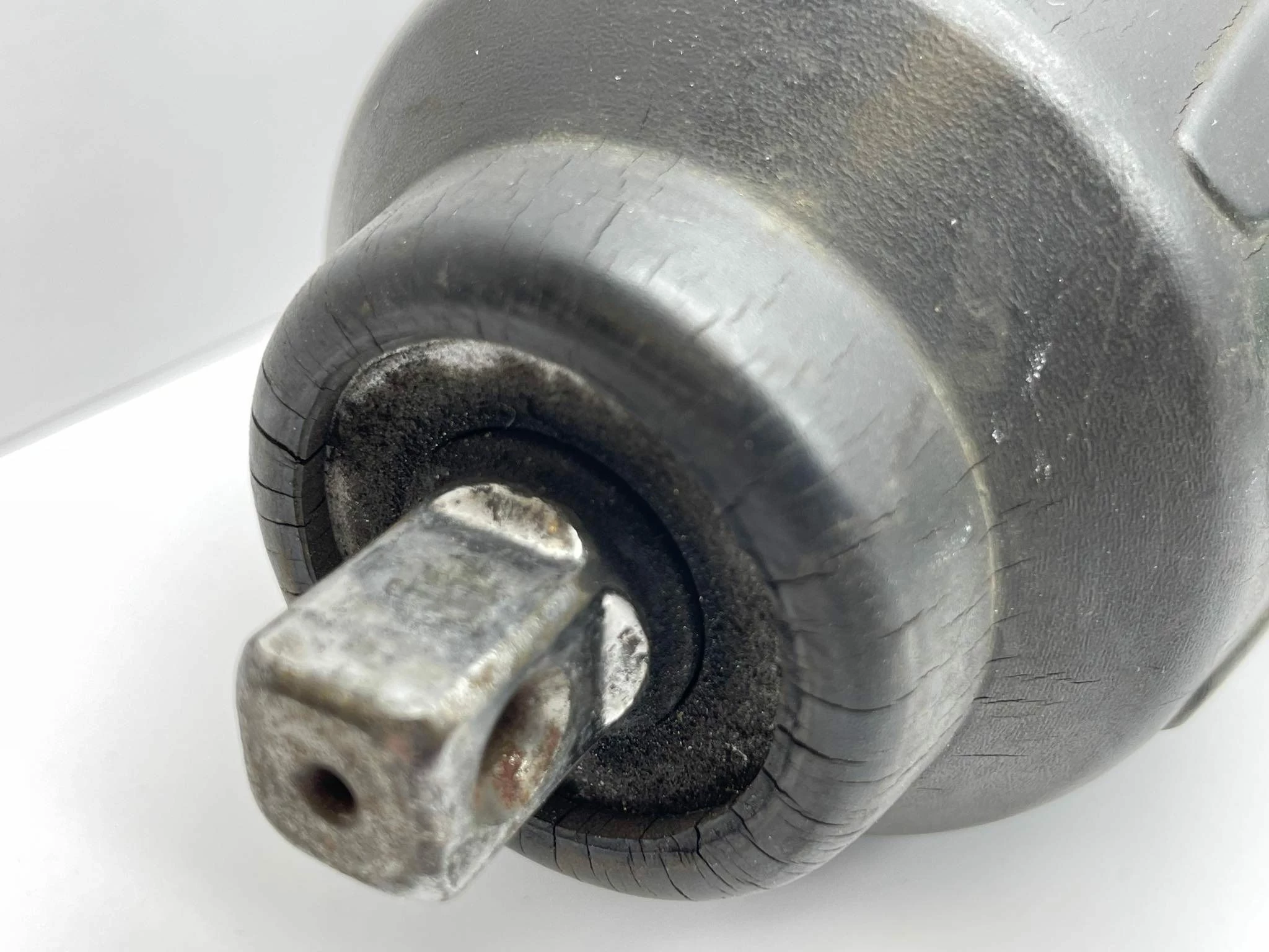 klucz-udarowy-hitachi-wr16sa-rodzaj-klucz-udarowy