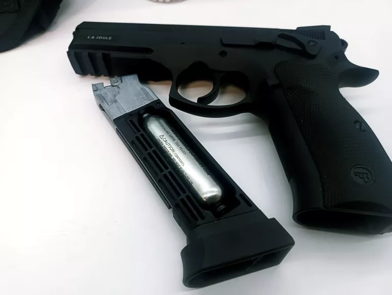 PISTOLET CZ 75 SP-01 SHADOW GAZ W ŚRODKU