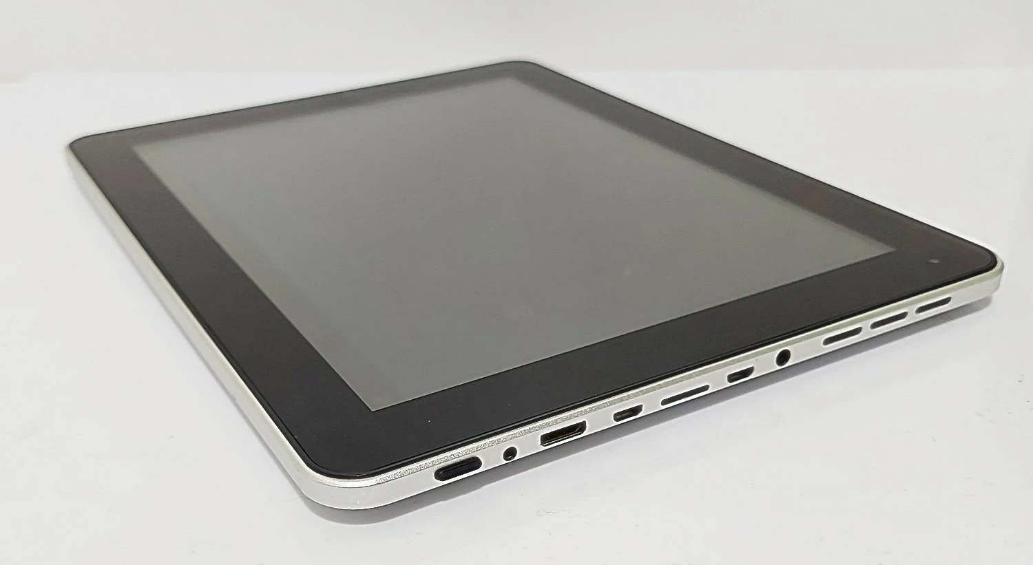 tablet-modecom-freetab-9701-hd-x1-bn-kod-producenta-freetab-9701-tab-mc-tab-9701