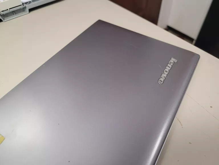 LAPTOP LENOVO 2X1 MIIX 2 8GB/250GB/I5/W10