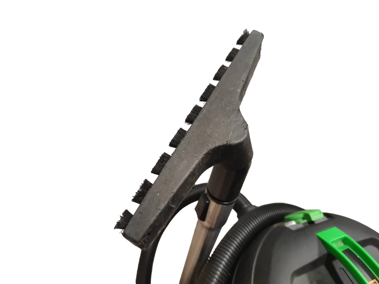 odkurzacz-warsztatowy-niteo-tools-1300w-stan-uzywany