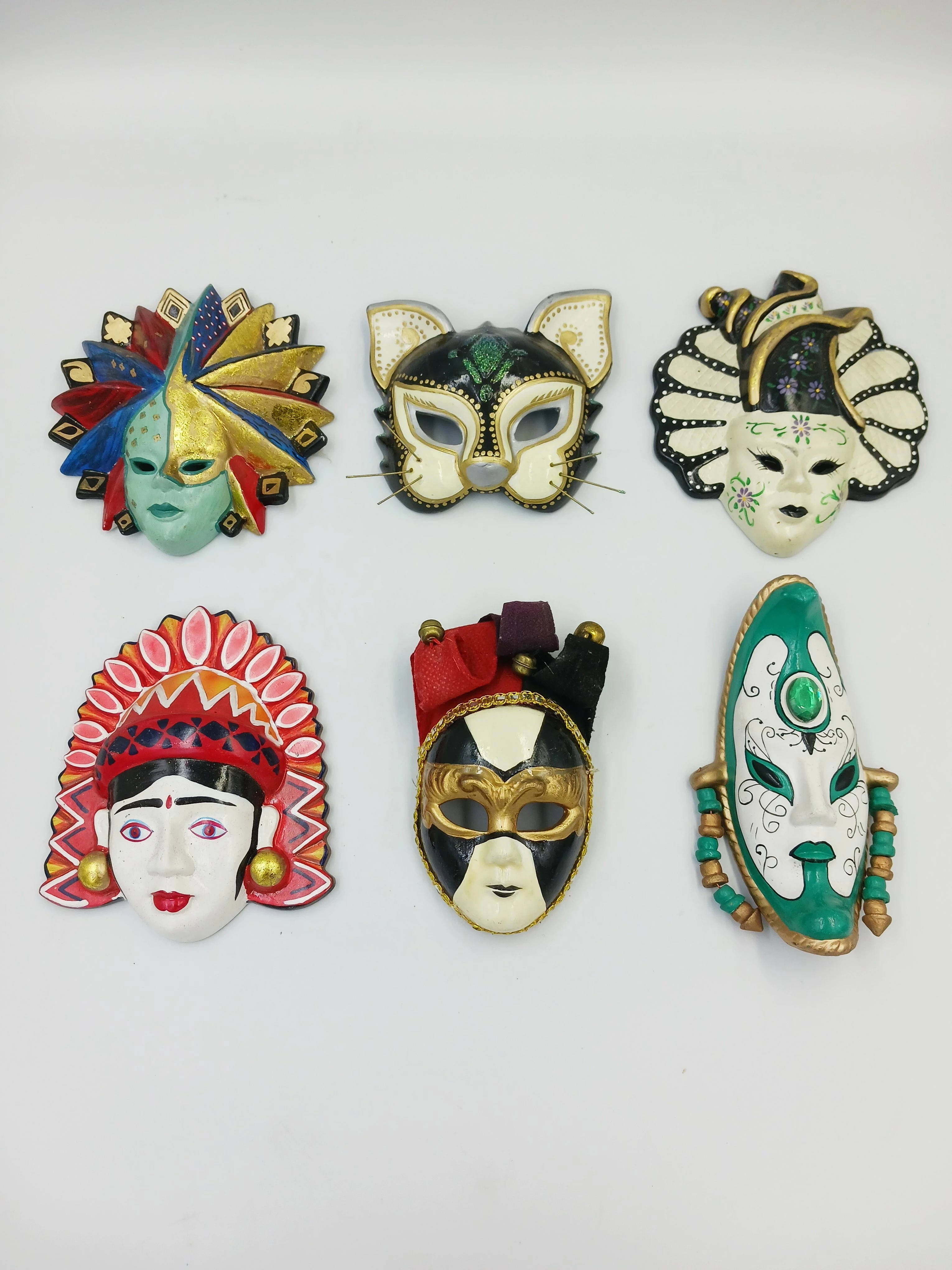 maski-ceramiczne-weneckie-stan-uzywany