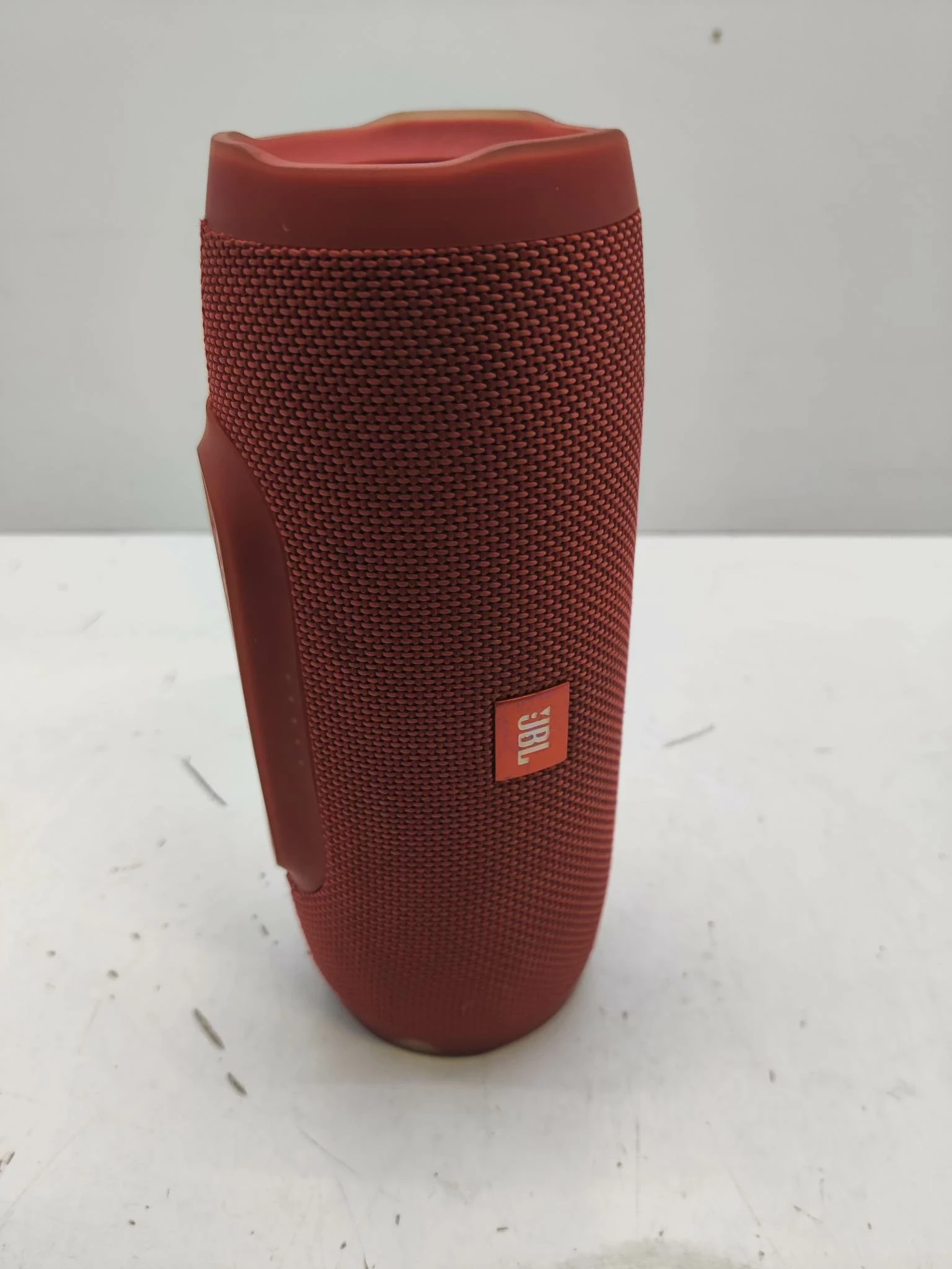 glosnik-bezprzewodowy-jbl-charge-3-uszkodzony-marka-jbl