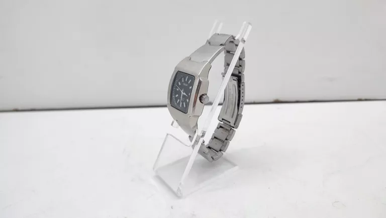 ZEGAREK PULSAR KINETIC 100M YT57-0AB0