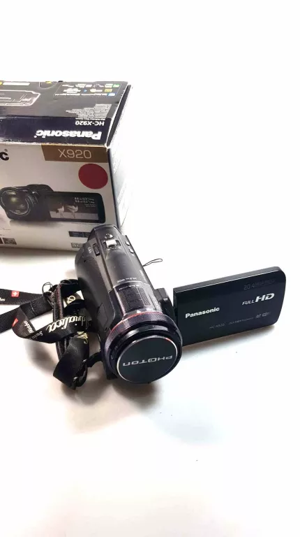 kamera-panasonic-hc-x920-opakowanie-model-hc-x920