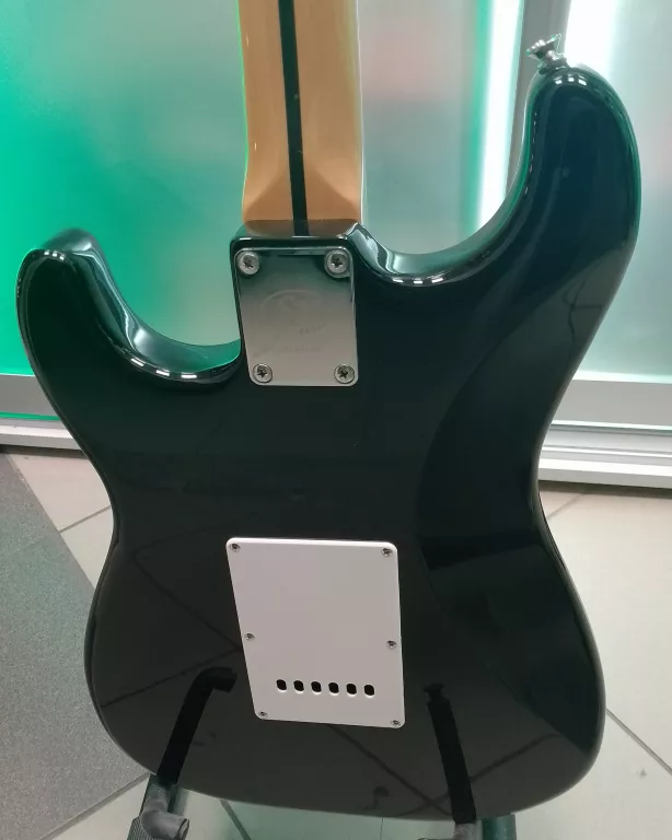 GITARA ELEKTRYCZNA SX SST57 + POKROWIEC
