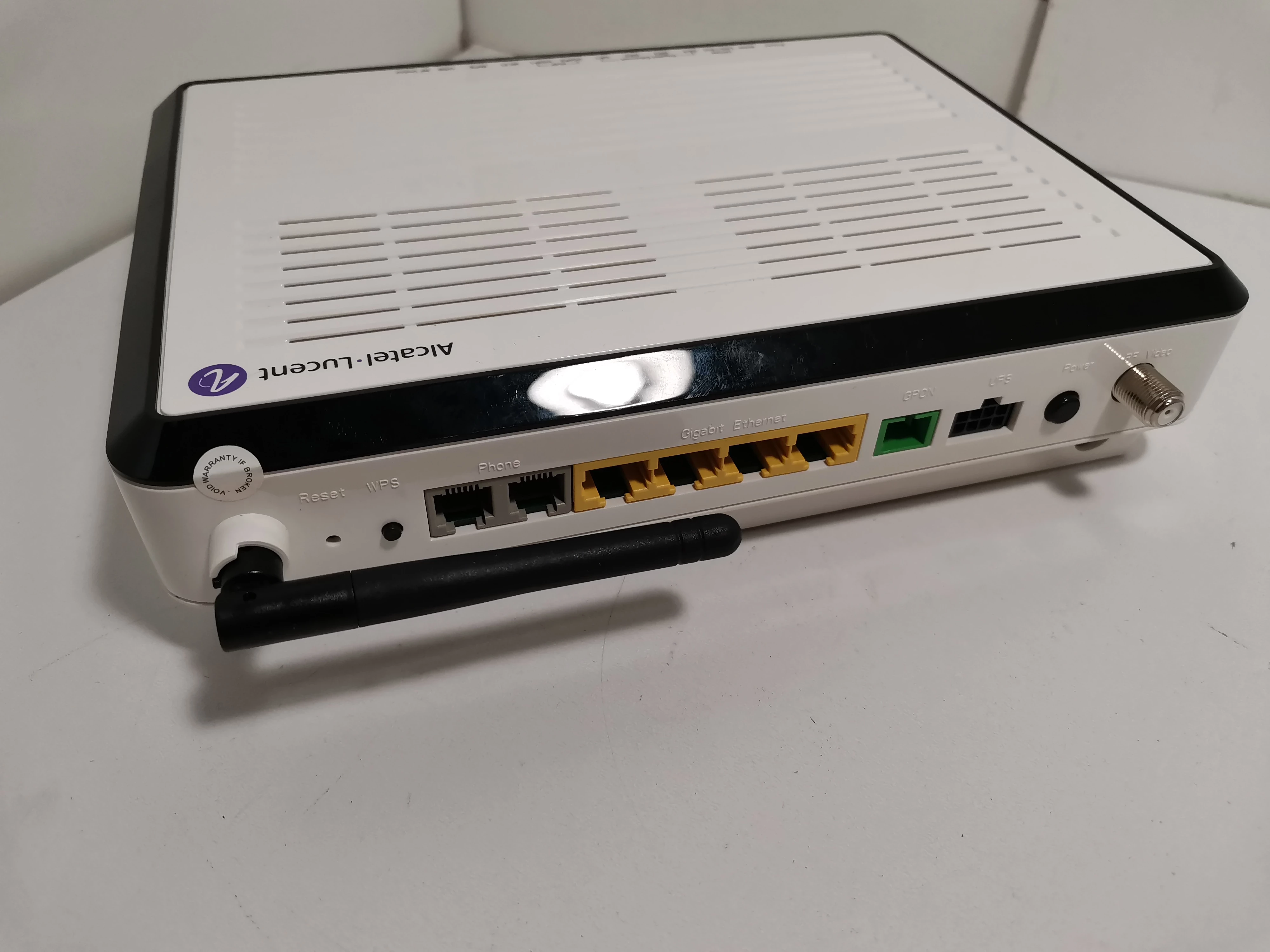 terminal-alcatel-lucent-gpon-ont-i-241w-s-ftth-ap-stan-uzywany