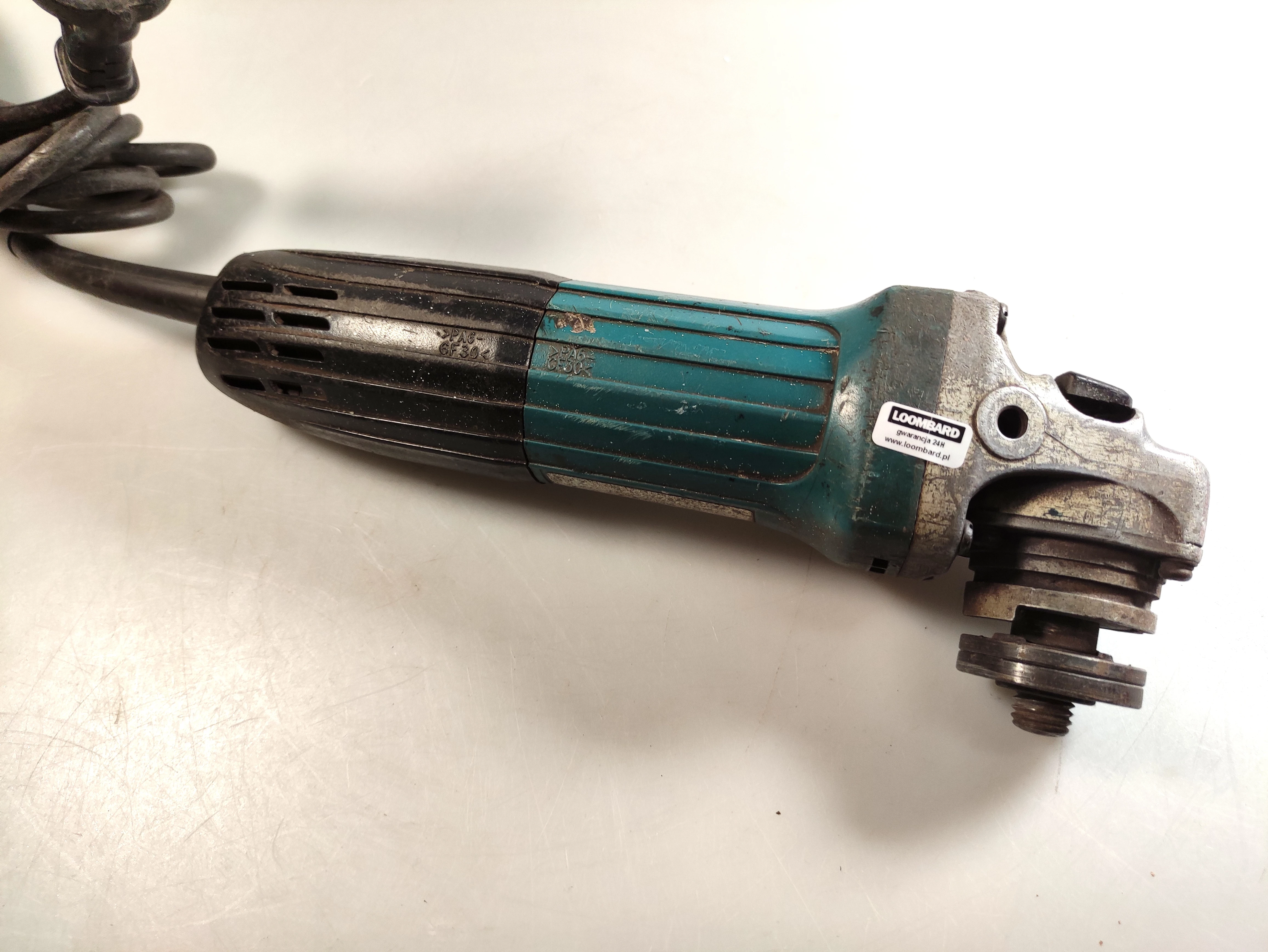 szlifierka-katowa-makita-rodzaj-zasilania-sieciowa