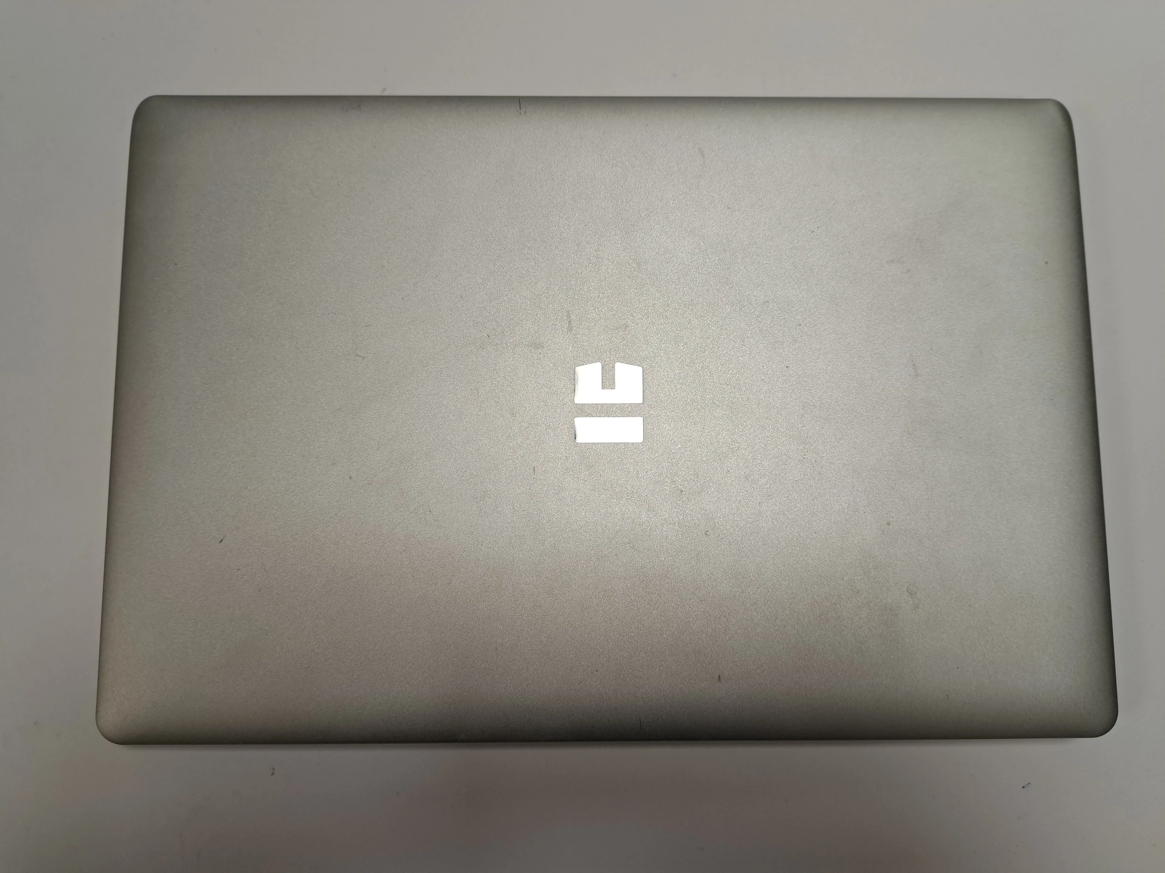 trekstor-surfbook-a13b-n4000-4gb-ssd-64gb-fullhd-seria-procesora-intel-celeron