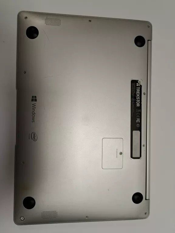 trekstor-surfbook-a13b-n4000-4gb-ssd-64gb-fullhd-stan-uzywany