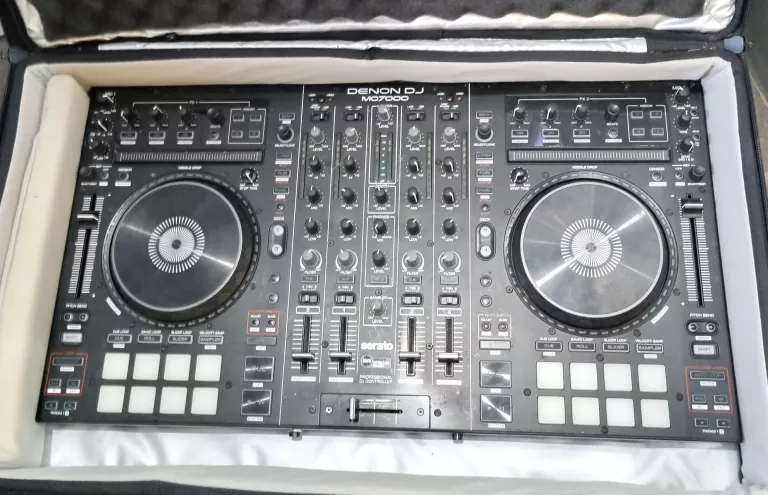 KONSOLA DENON DJ MC7000