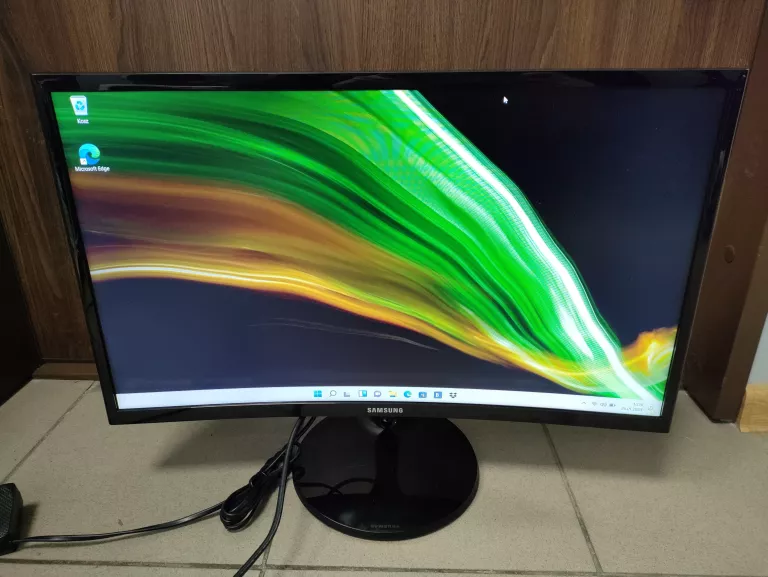 MONITOR LED SAMSUNG C24F390FHU 24'' ZAKRZYWIONY