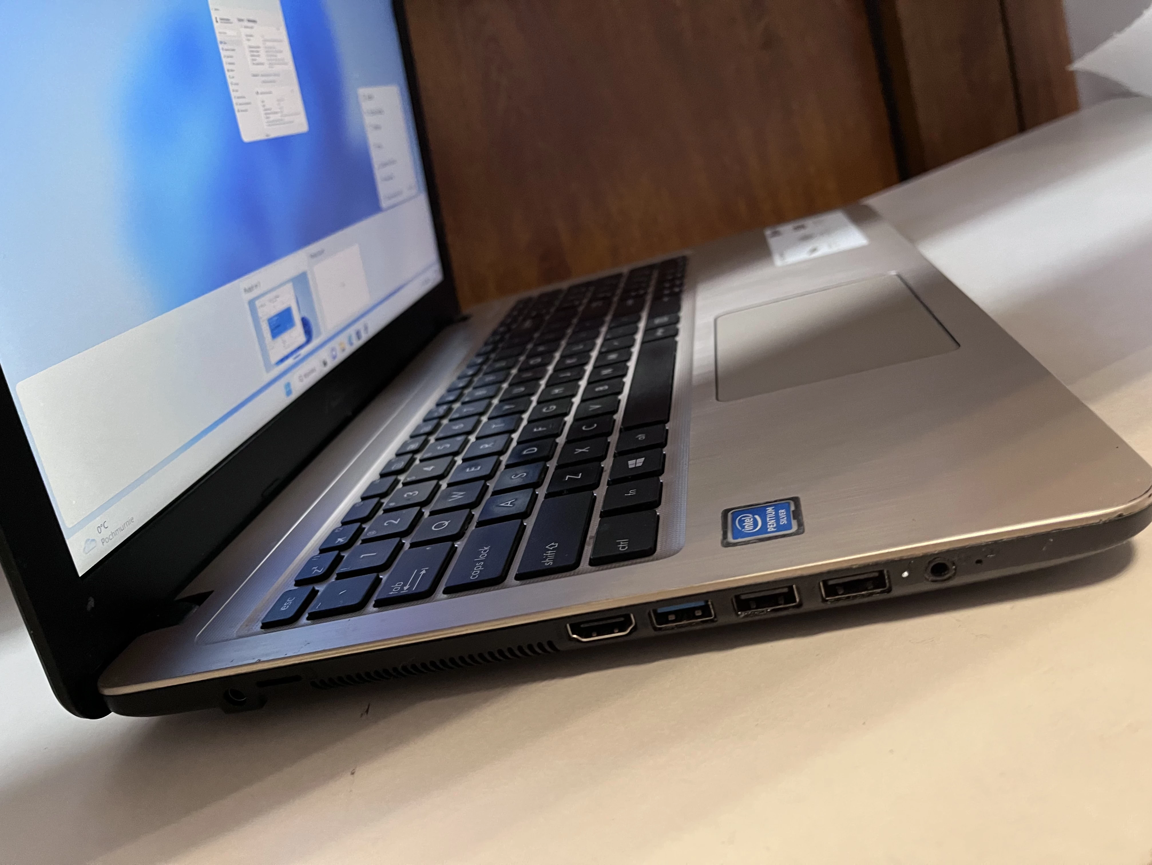 laptop-asus-r540m-4120gbzasilacz-kod-producenta-0202