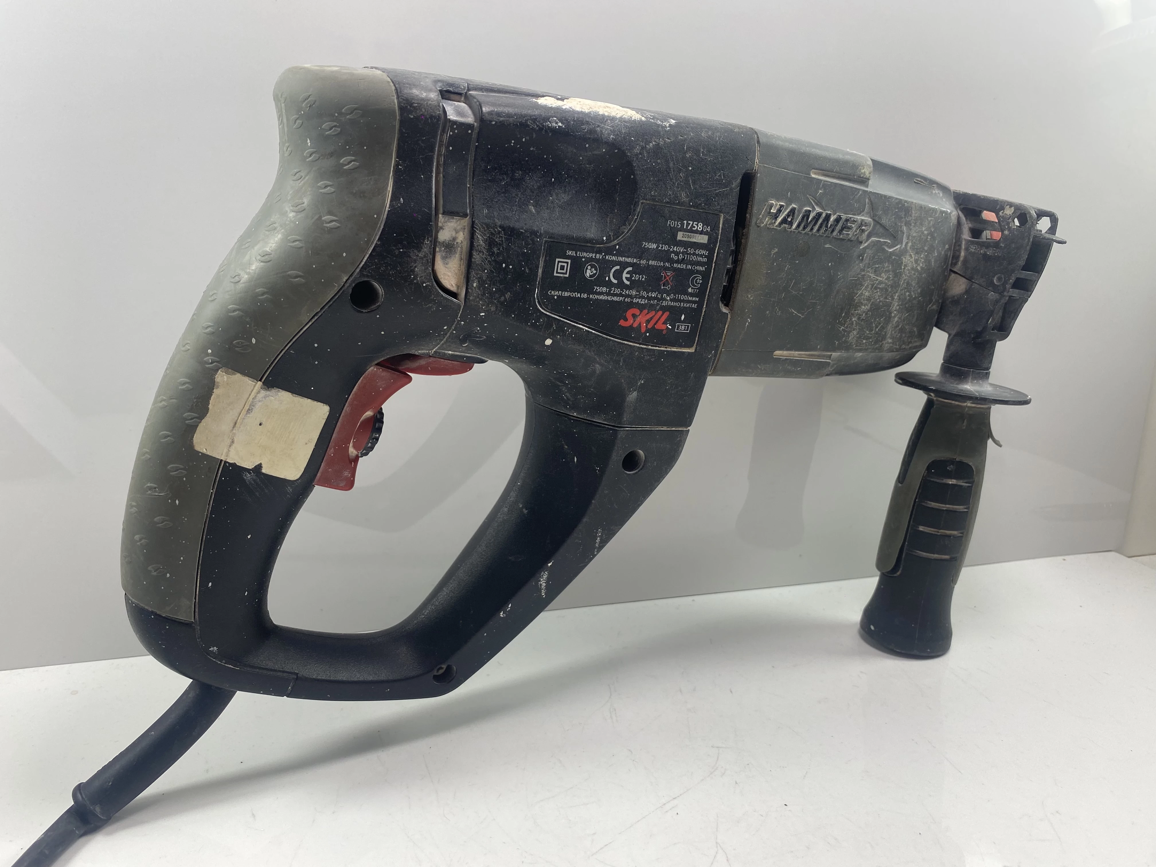 mlotowiertarka-skil-hammer-650w-marka-skil