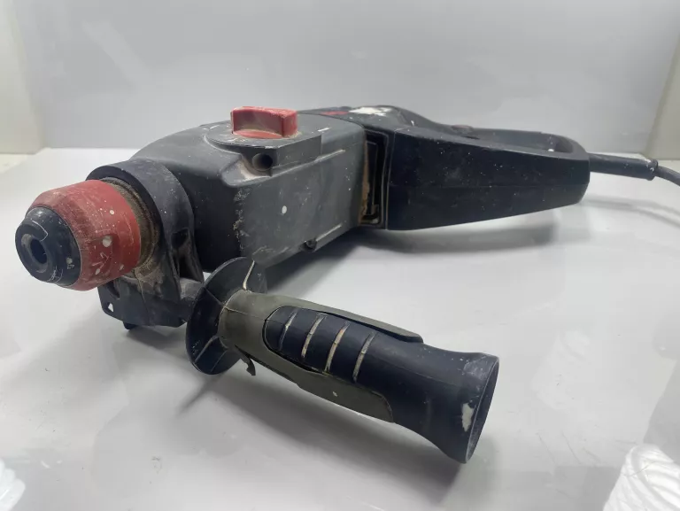 mlotowiertarka-skil-hammer-650w-maksymalna-moc-60000