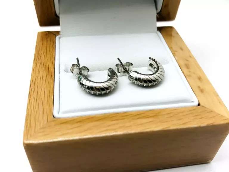 SREBRNE KOLCZYKI WISZĄCE WAGA 2,80GR