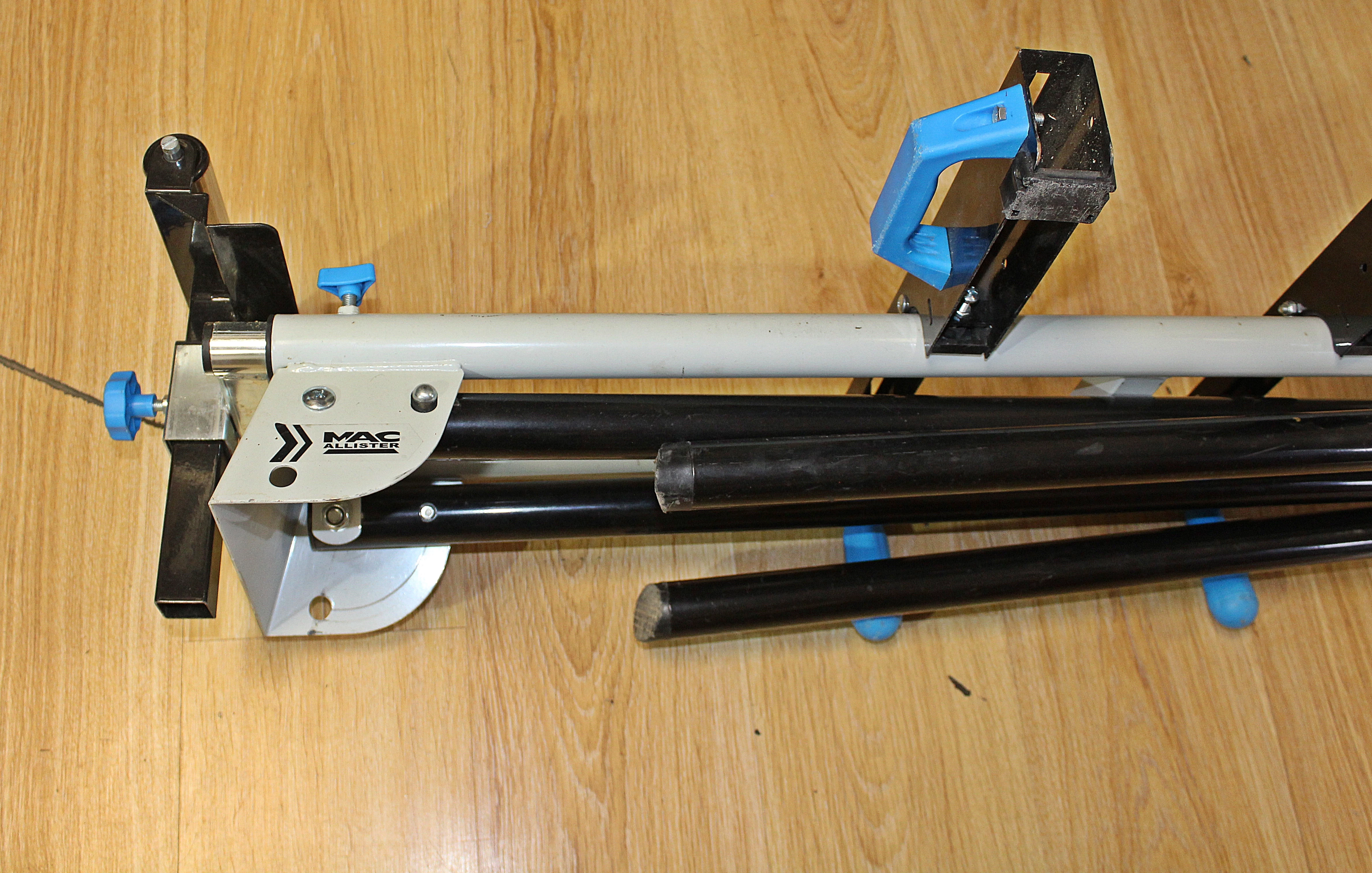 stol-roboczy-do-ukosnicy-macallister-mmst150-ean-gtin-3663602628231