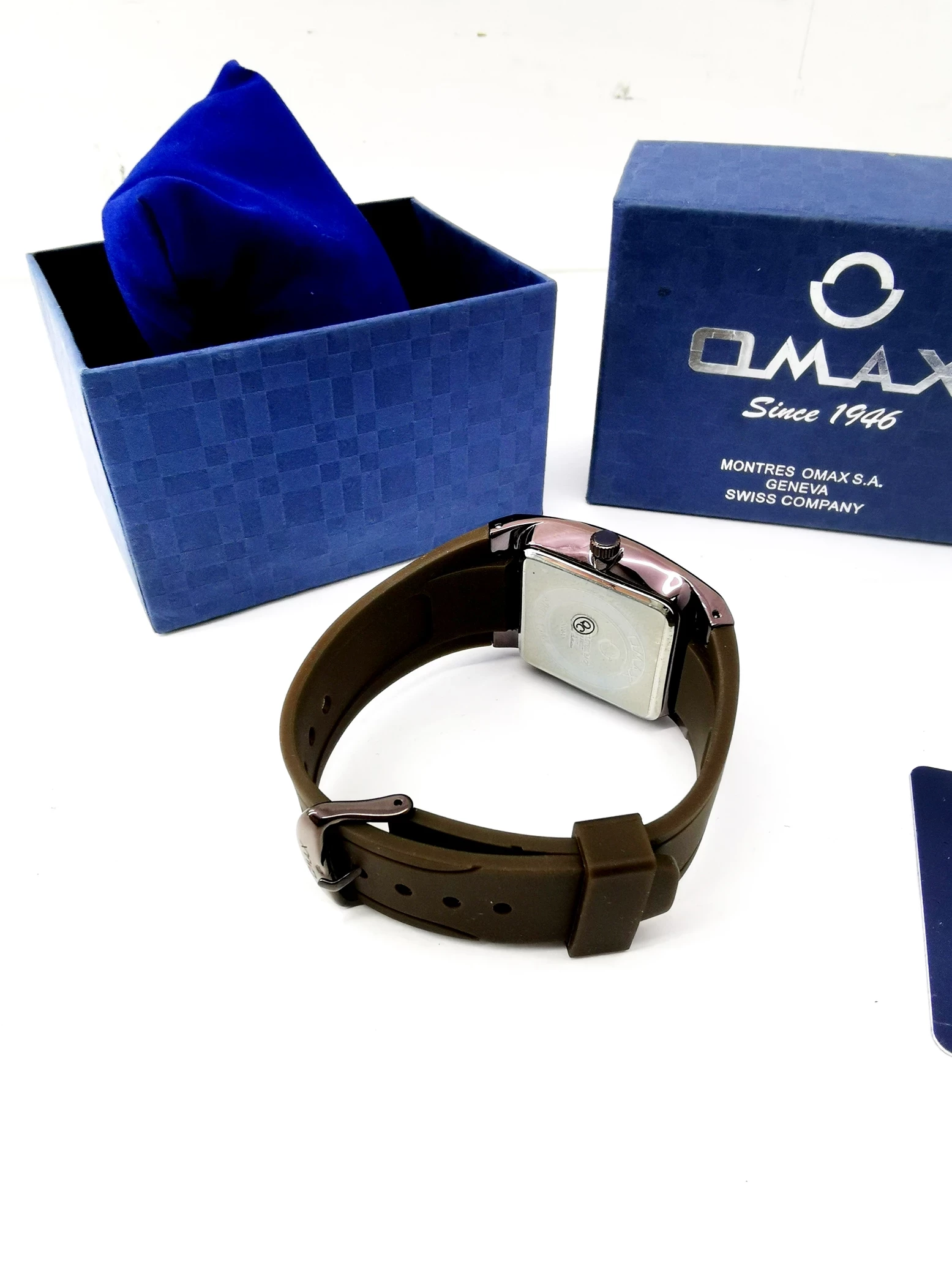 zegarek-meski-omax-d006-vf55i-ksztalt-koperty-okragla