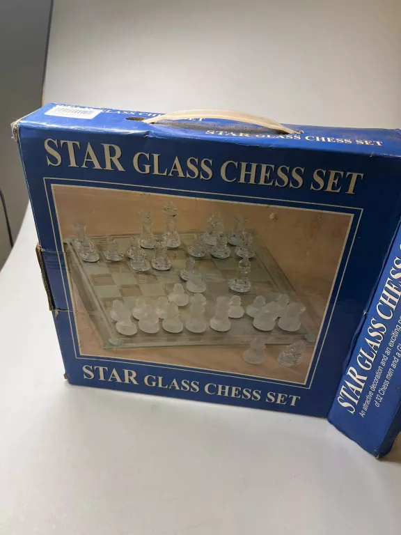 SZACHY SZKLANE /STAR GLASS CHESS SET - W KARTONIE