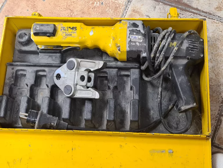 zaciskarka-rems-power-press-2000-zacisk-u16-grabiszynska-30-wroclaw