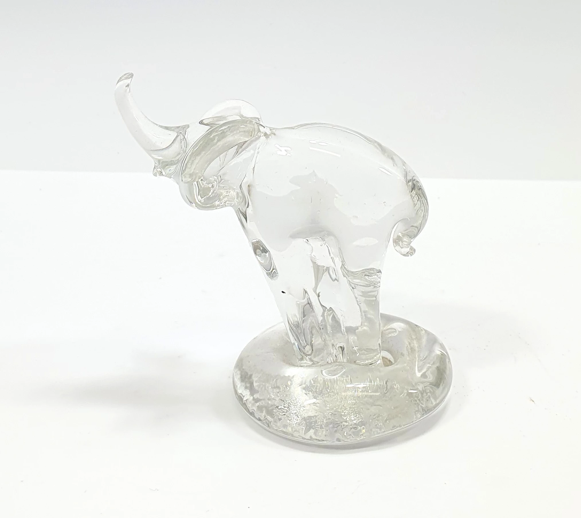 ladny-szklany-slonik-dekoracja-rynek-15-olesno-palladium