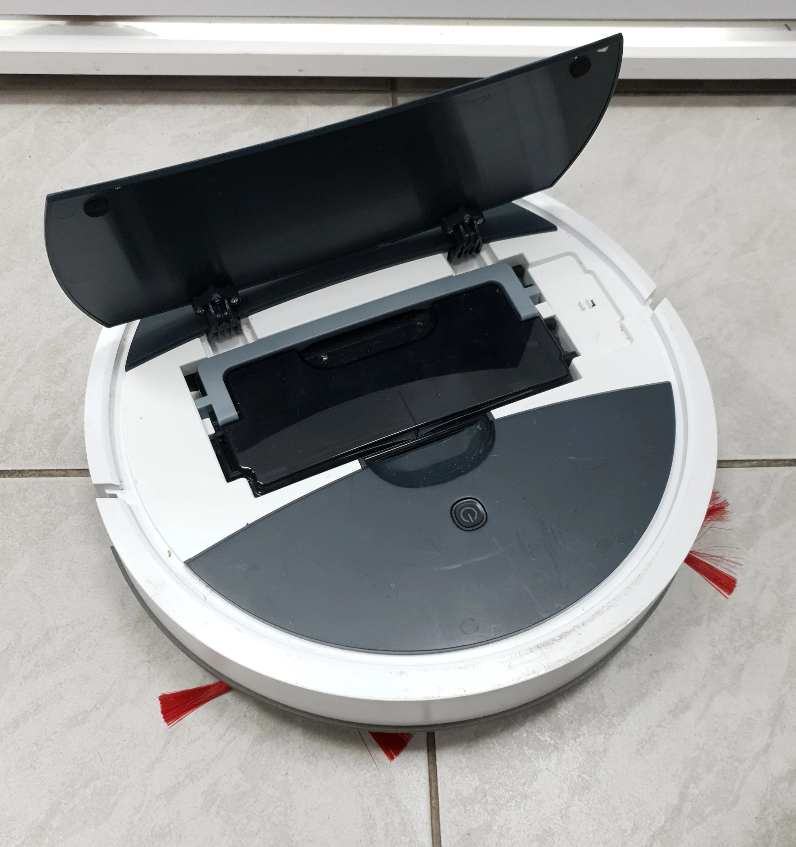 vileda-vr-one-robot-uszkodzony-nie-wlacza-sie-stan-uzywany