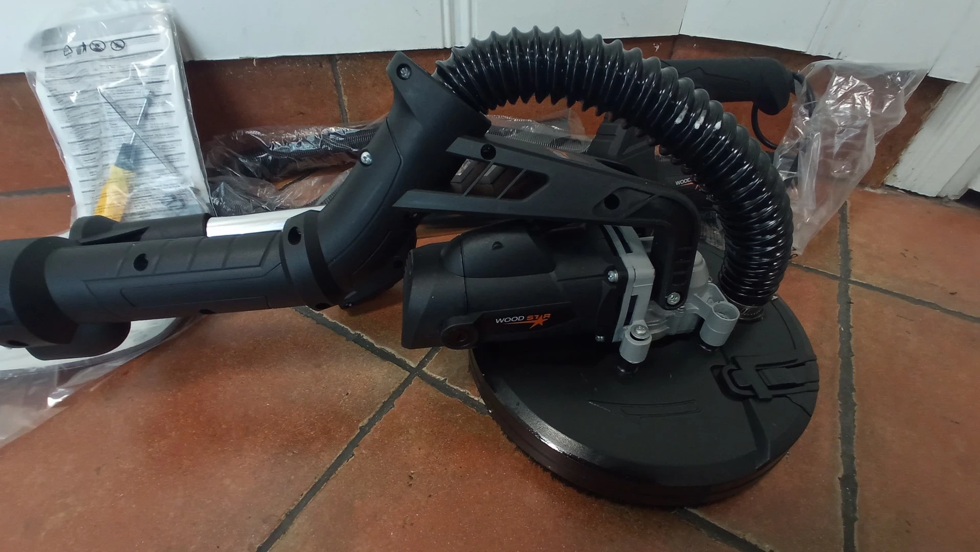 szlifierka-do-gipsu-woodstar-710w-dws9-ean-gtin-4013307718116