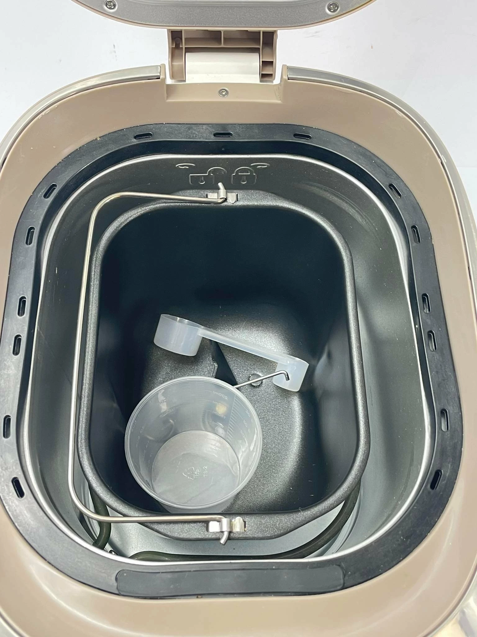 wypiekacz-do-chleba-delimano-joy-bread-maker-550-moc-550