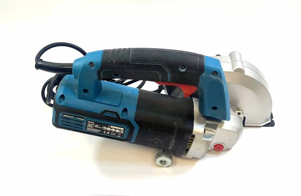 bruzdownica-erbauer-ewc1500-pud-maksymalna-szerokosc-ciecia-29