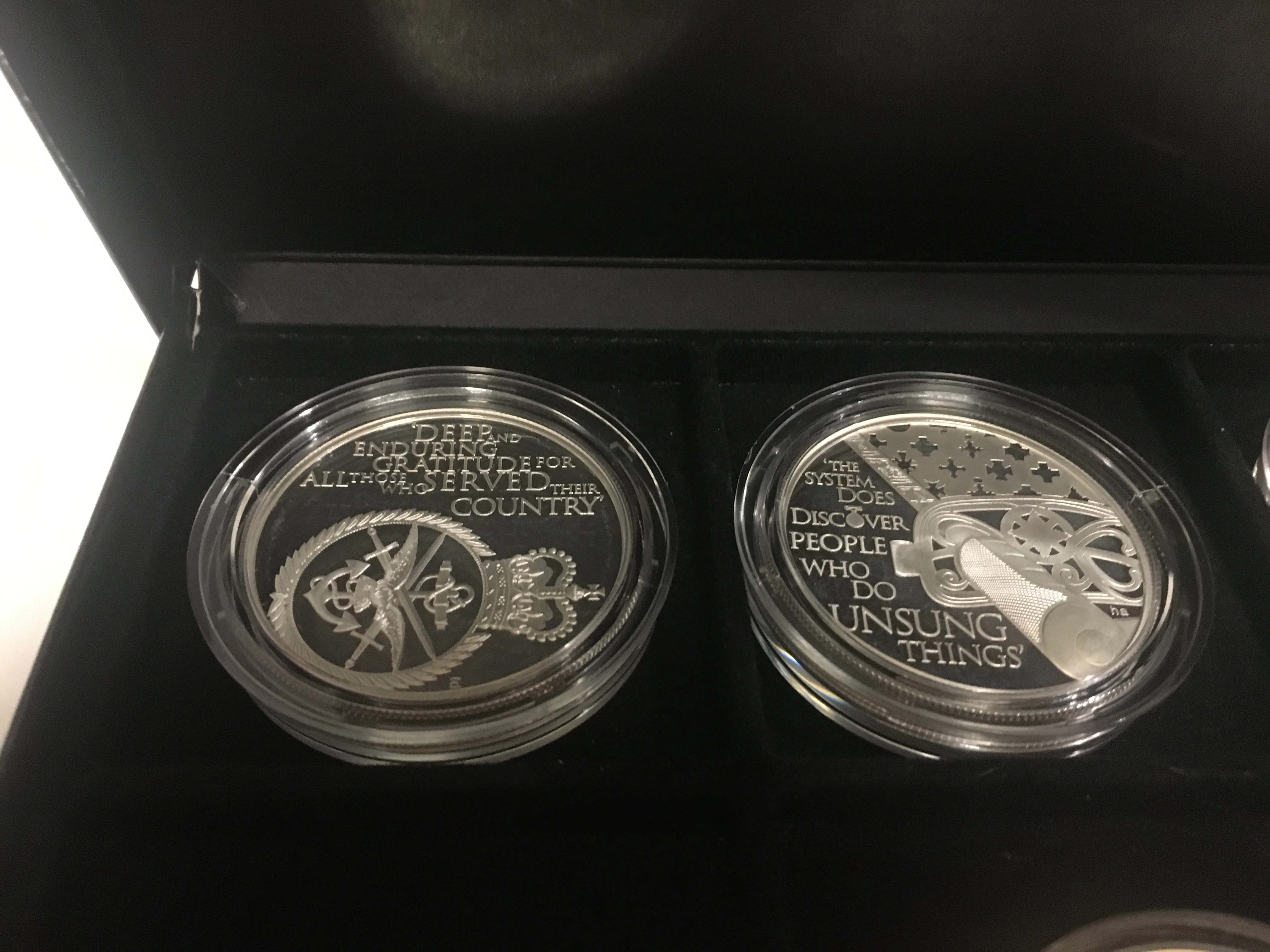 monety-z-elzbieta-5-sztuk-stan-menniczy-925-282g-plac-imbramowski-121-krakow