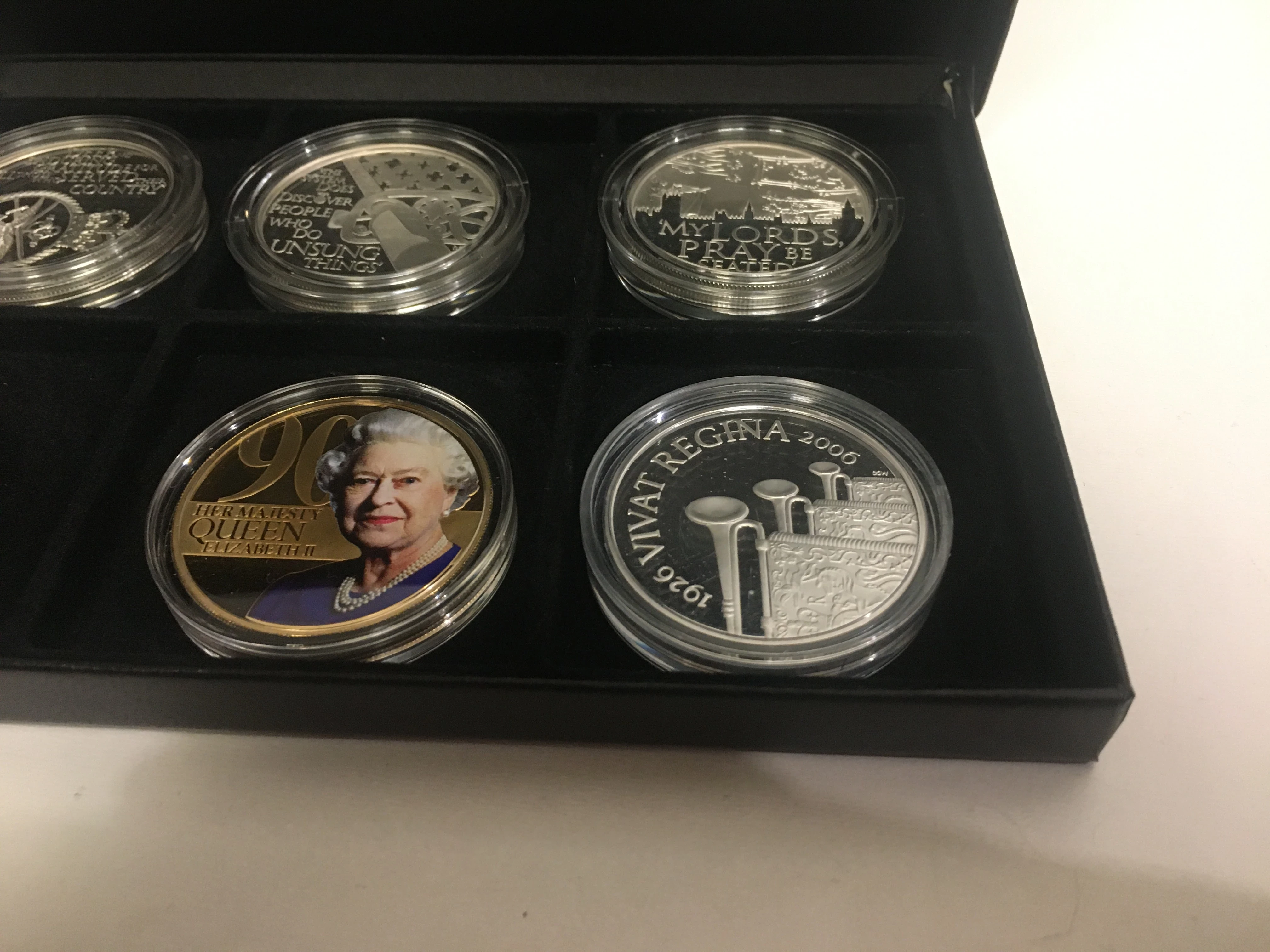 monety-z-elzbieta-5-sztuk-stan-menniczy-925-282g-plac-imbramowski-121-krakow