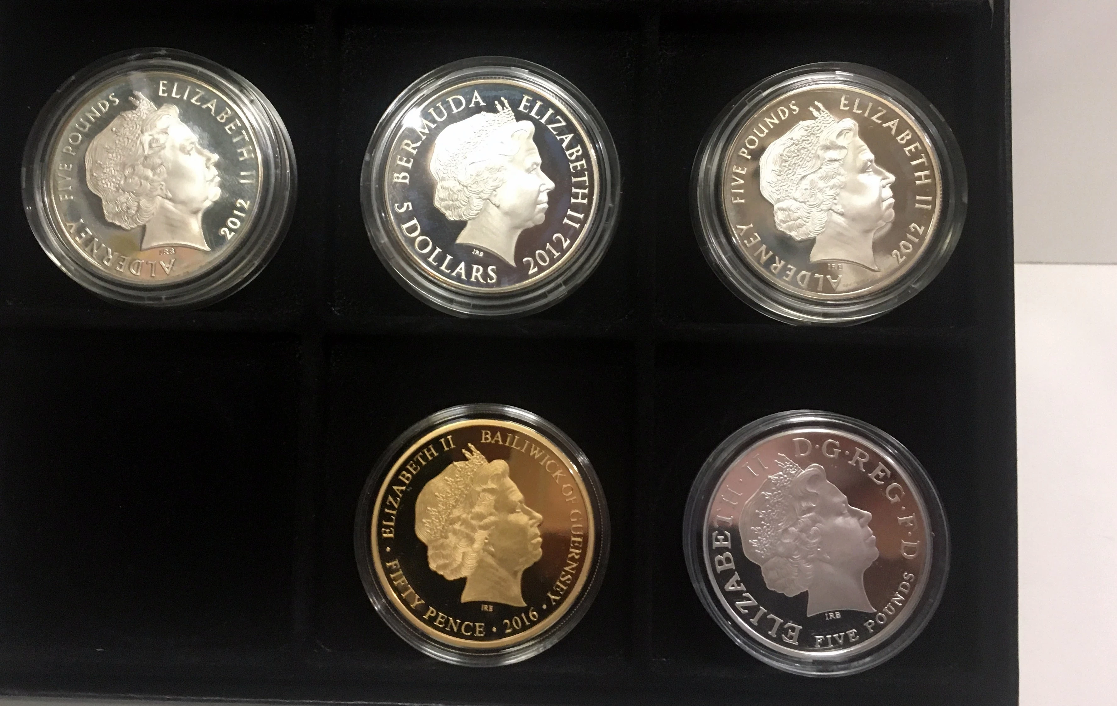 monety-z-elzbieta-5-sztuk-stan-menniczy-925-282g-plac-imbramowski-121-krakow