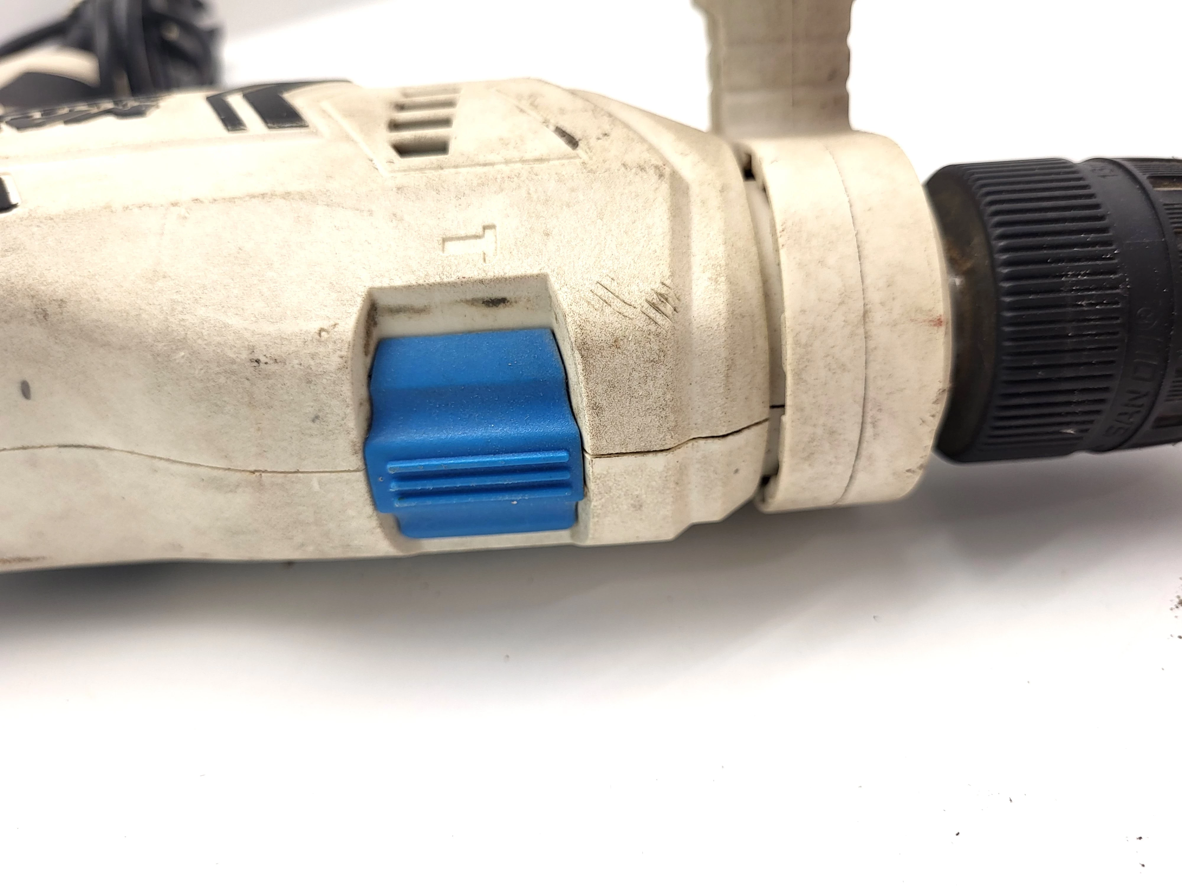 wiertarka-udarowa-macallister-mshd600-typ-uchwytu-samozaciskowy