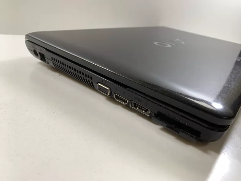LAPTOP SONY VAIO PCG-71211M